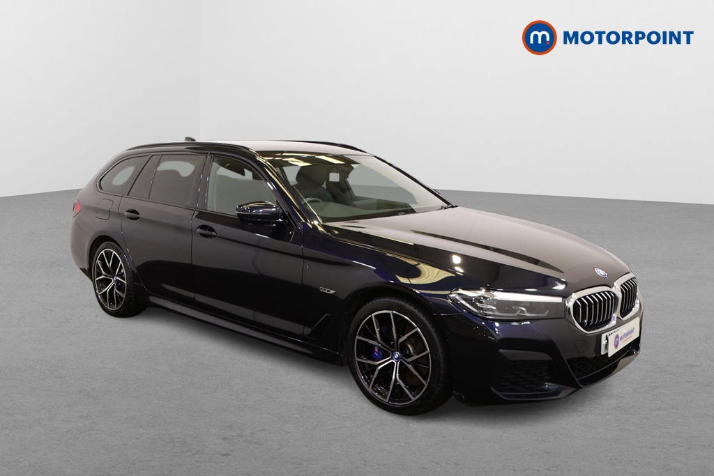 BMW 5 Series M Sport Automatic Petrol Plug-In Hybrid Estate - Stock Number (1444093) - Drivers side front corner