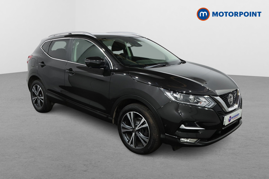 Nissan Qashqai N-Connecta Manual Petrol SUV - Stock Number (1444109) - Drivers side front corner