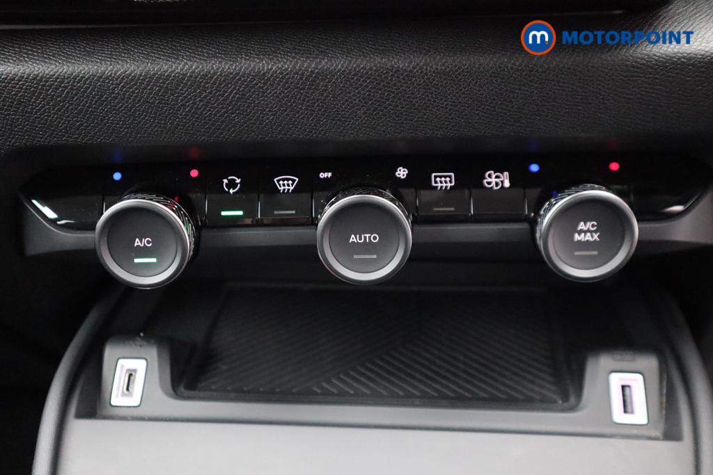 Citroen C4 Sense Plus Manual Petrol Hatchback - Stock Number (1448719) - 15th supplementary image
