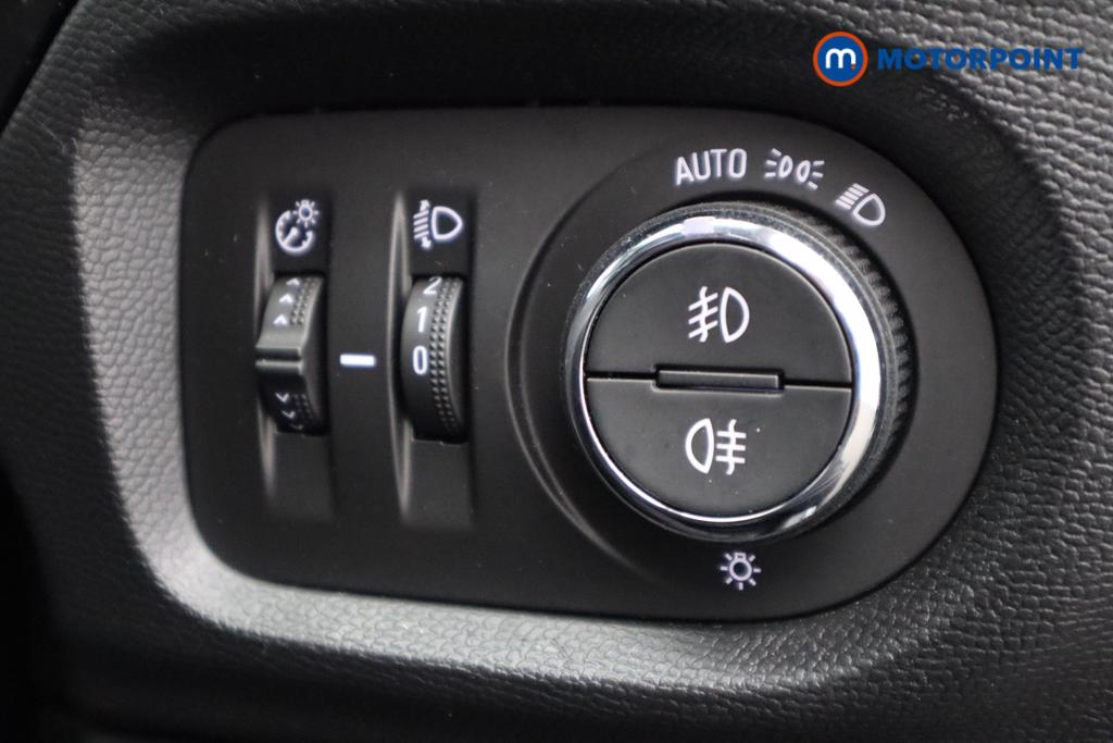Vauxhall Corsa Elite Nav Automatic Petrol Hatchback - Stock Number (1431170) - 17th supplementary image
