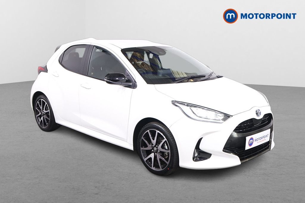 Toyota Yaris Dynamic Automatic Petrol-Electric Hybrid Hatchback - Stock Number (1449942) - Drivers side front corner