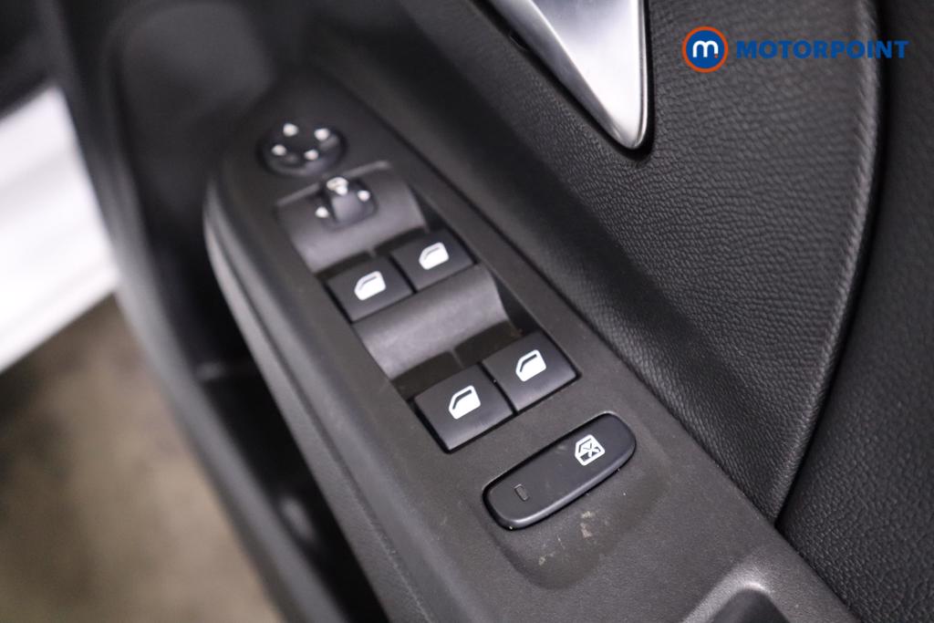 Vauxhall Corsa Elite Nav Automatic Petrol Hatchback - Stock Number (1432352) - 10th supplementary image