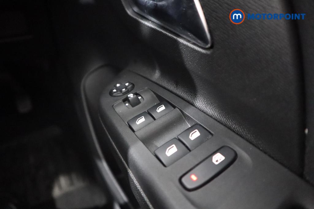 Vauxhall Corsa Elite Nav Premium Manual Petrol Hatchback - Stock Number (1440111) - 13th supplementary image