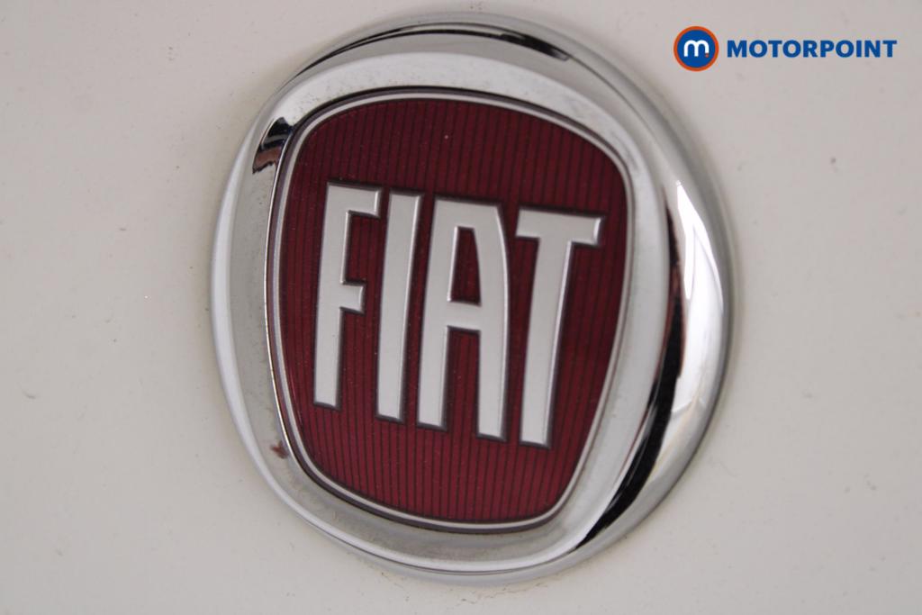 Fiat 500 RED Manual Petrol-Electric Hybrid Hatchback - Stock Number (1446857) - 23rd supplementary image