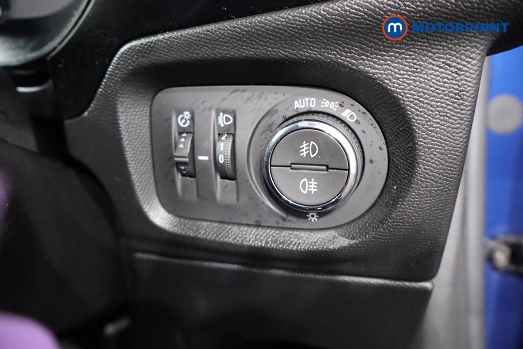 Vauxhall Corsa Elite Nav Manual Petrol Hatchback - Stock Number (1450978) - 16th supplementary image