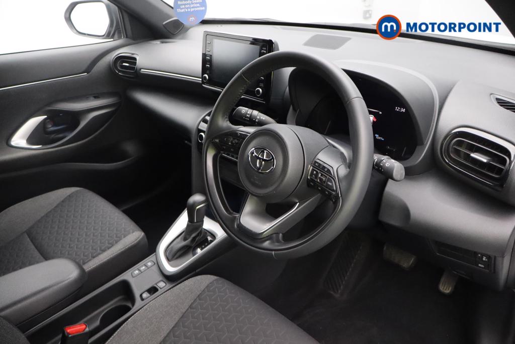 Toyota Yaris Cross Design Automatic Petrol-Electric Hybrid Estate - Stock Number (1450995) - 12th supplementary image