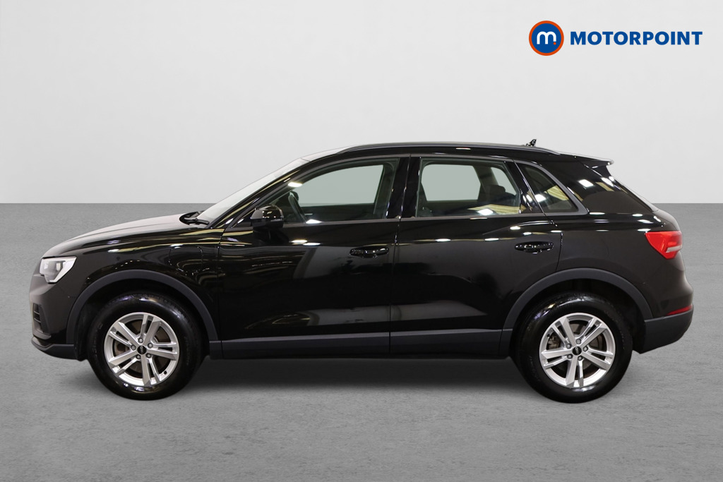 Audi Q3 Technik Automatic Petrol Plug-In Hybrid SUV - Stock Number (1459457) - Passenger side