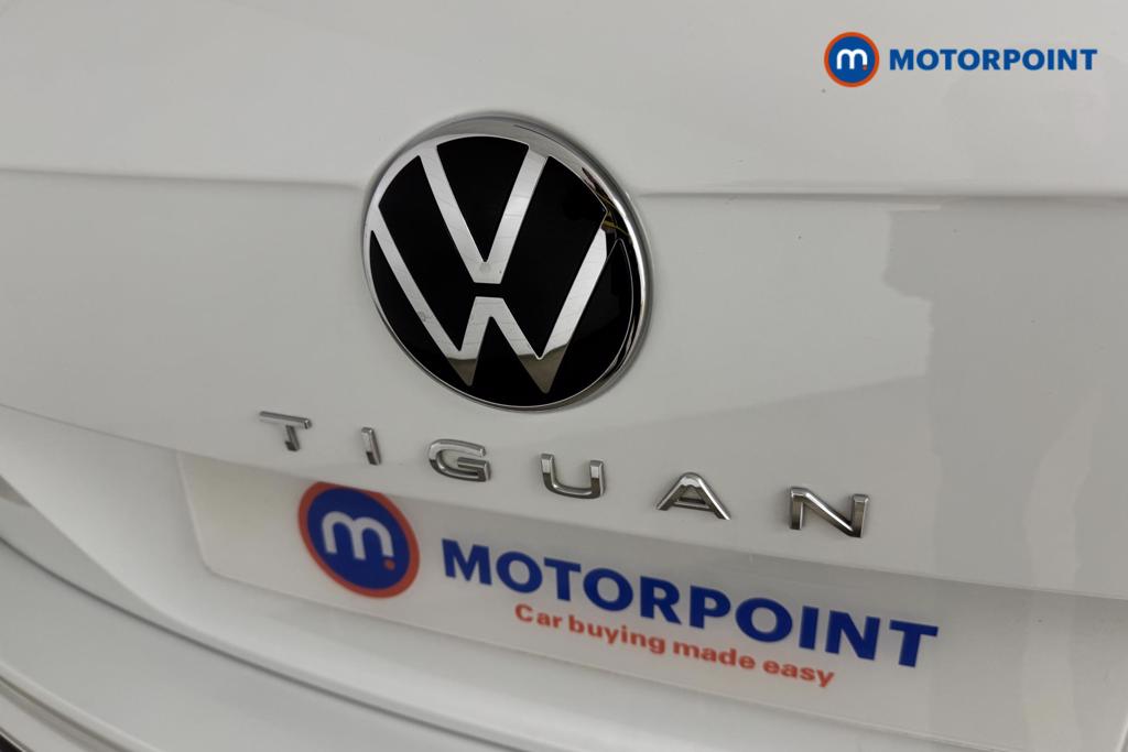 Volkswagen Tiguan Life Automatic Petrol SUV - Stock Number (1459662) - 19th supplementary image