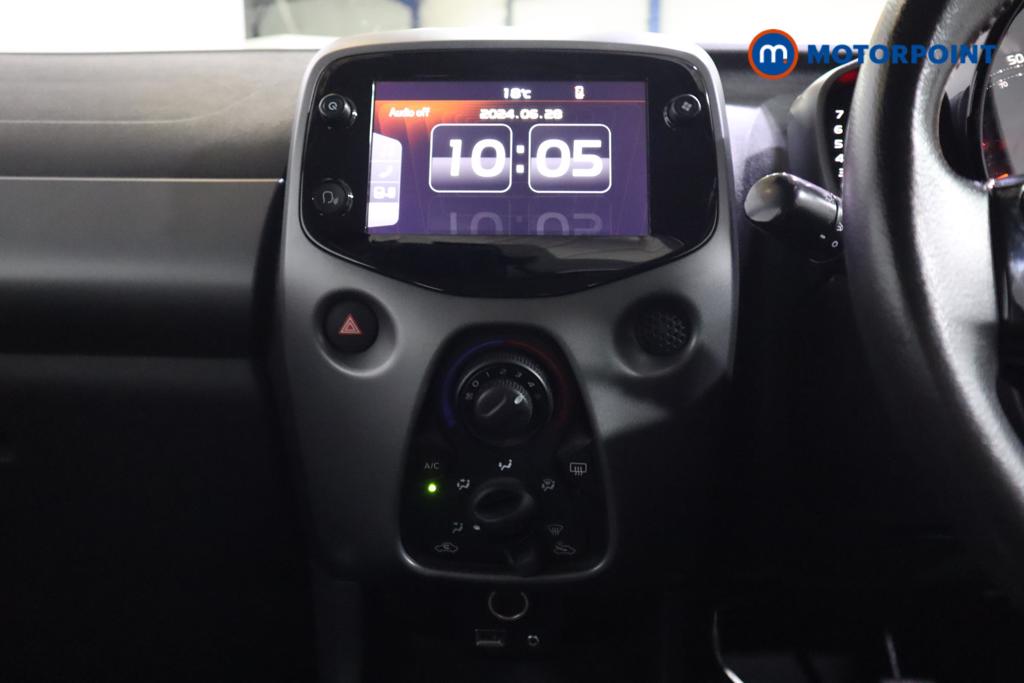 Toyota Aygo X-Play Manual Petrol Hatchback - Stock Number (1459767) - 3rd supplementary image