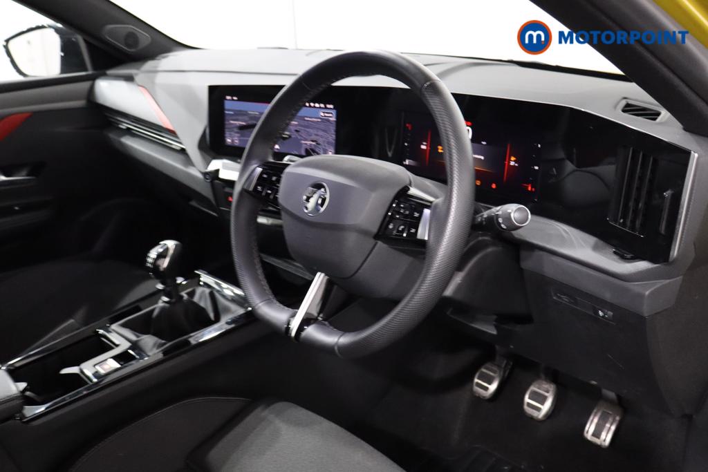 Vauxhall Astra Gs Line Manual Petrol Hatchback - Stock Number (1459353) - 4th supplementary image