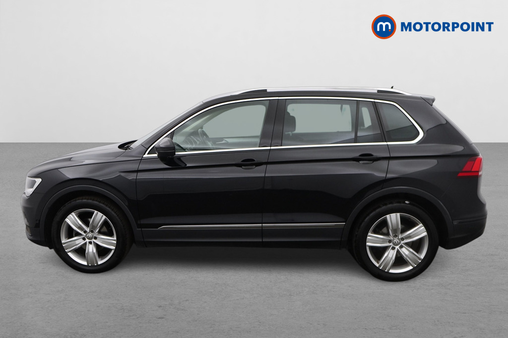 Volkswagen Tiguan Match Manual Petrol SUV - Stock Number (1460900) - Passenger side