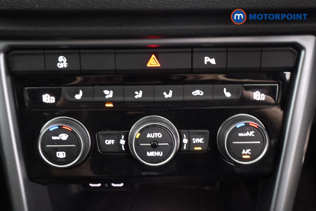 Volkswagen T-Roc Active Automatic Petrol SUV - Stock Number (1465399) - 6th supplementary image