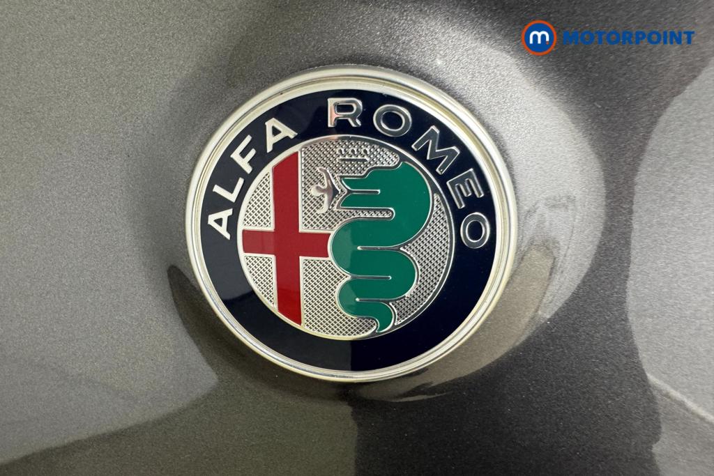 Alfa Romeo Stelvio Veloce Automatic Petrol SUV - Stock Number (1467645) - 19th supplementary image