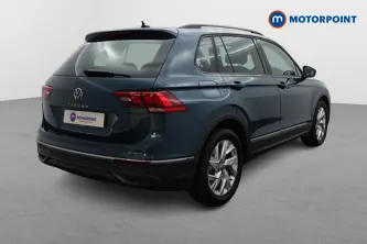 Volkswagen Tiguan Life Automatic Diesel SUV - Stock Number (1461090) - Drivers side rear corner