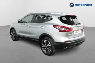 Nissan Qashqai N-Connecta Automatic Petrol SUV - Stock Number (1457720) - Passenger side rear corner