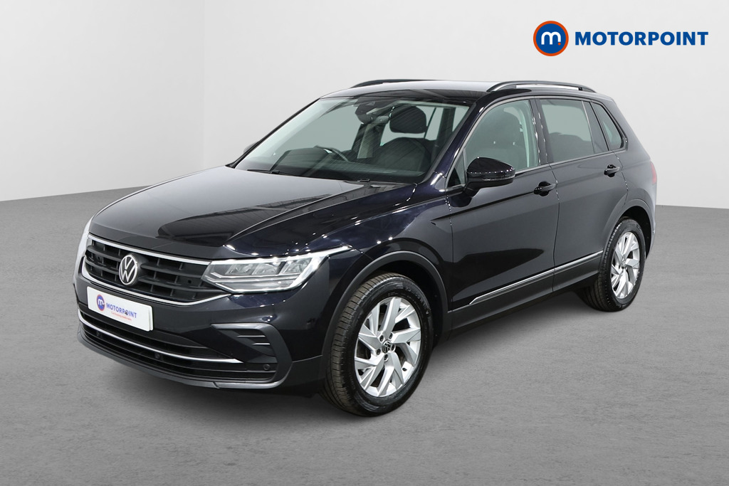 Volkswagen Tiguan Life Manual Petrol SUV - Stock Number (1470041) - Passenger side front corner