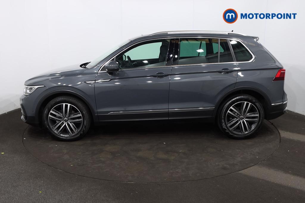 Volkswagen Tiguan Elegance Automatic Petrol SUV - Stock Number (1470905) - Passenger side