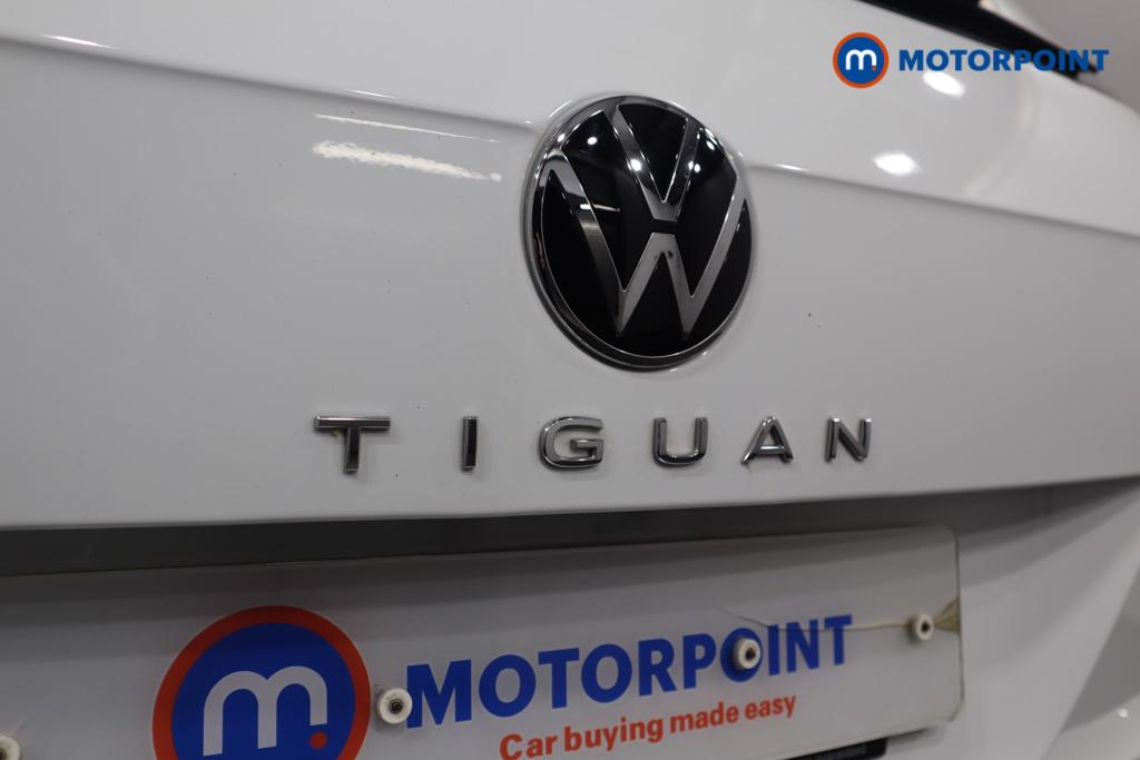 Volkswagen Tiguan R-Line Automatic Petrol SUV - Stock Number (1471214) - 42nd supplementary image