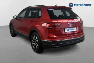 Volkswagen Tiguan Active Automatic Petrol SUV - Stock Number (1471427) - Passenger side rear corner