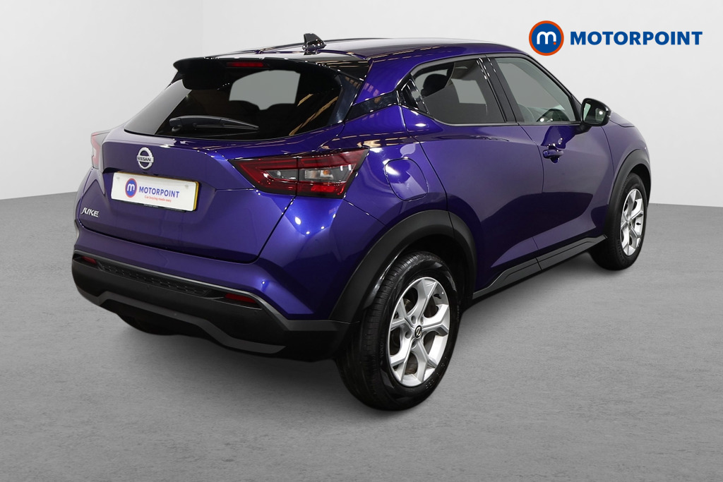 Nissan Juke N-Connecta Manual Petrol SUV - Stock Number (1473264) - Drivers side rear corner