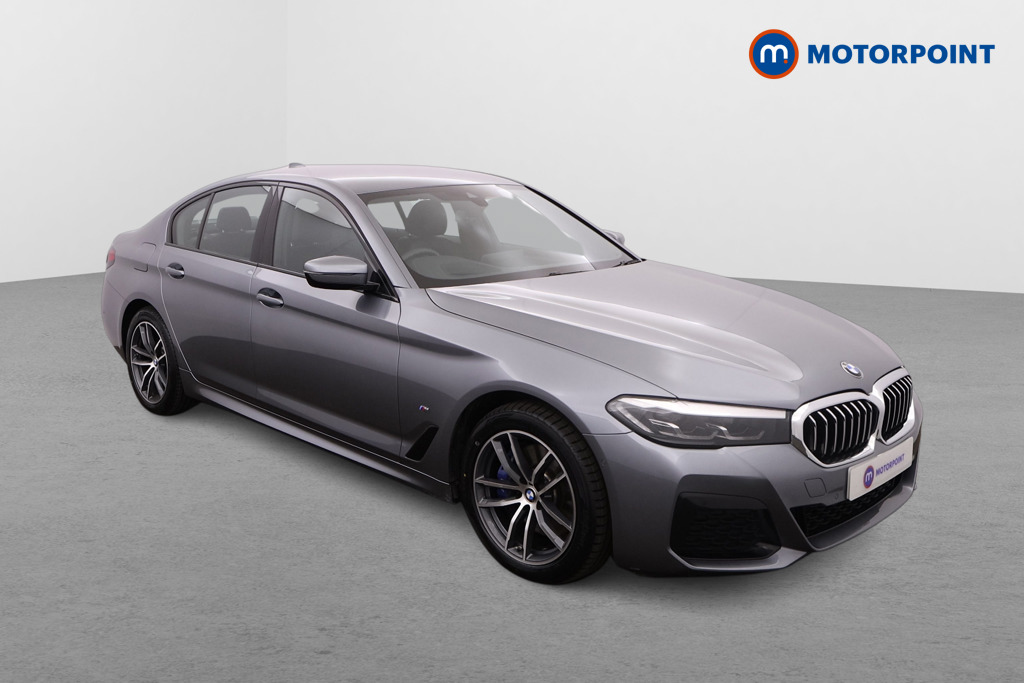 BMW 5 Series M Sport Automatic Petrol Plug-In Hybrid Saloon - Stock Number (1464576) - Drivers side front corner