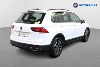 Volkswagen Tiguan Active Manual Petrol SUV - Stock Number (1471053) - Drivers side rear corner