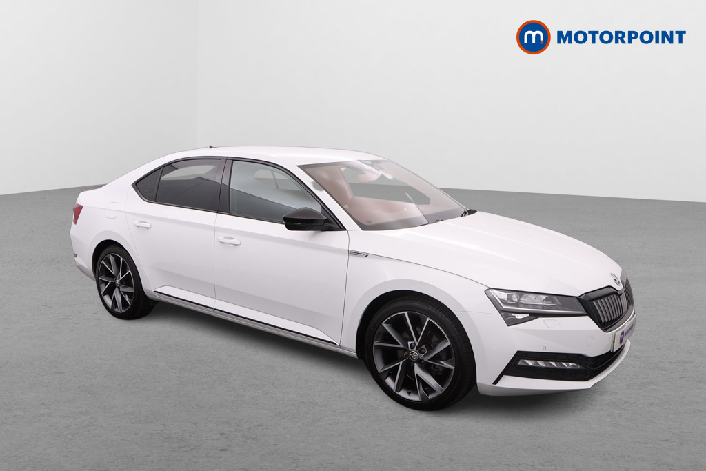 Skoda Superb Sport Line Plus Automatic Petrol Plug-In Hybrid Hatchback - Stock Number (1464525) - Drivers side front corner