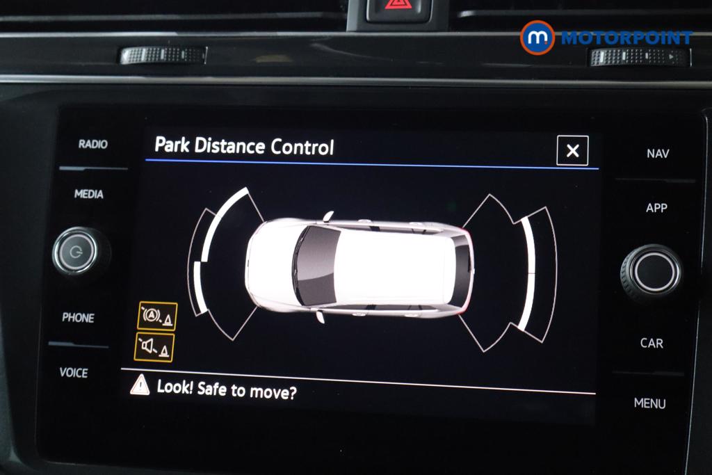 Volkswagen Tiguan R-Line Edition Automatic Petrol SUV - Stock Number (1467650) - 9th supplementary image