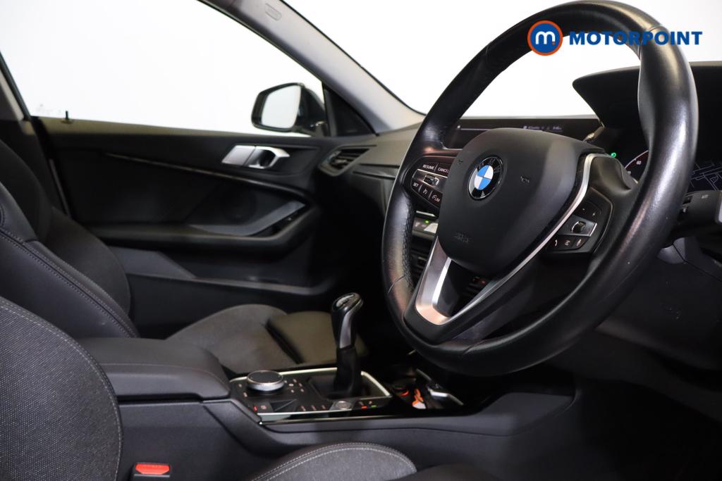 BMW 2 Series Sport Manual Petrol Saloon - Stock Number (1461136) - 1st supplementary image