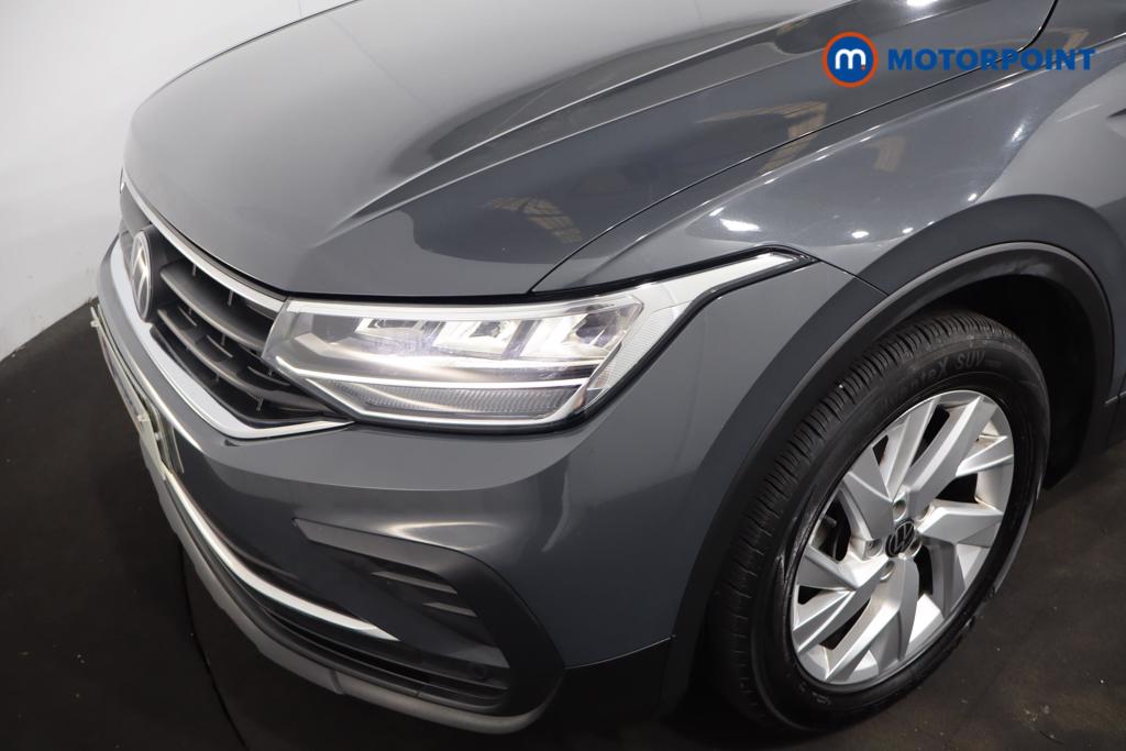 Volkswagen Tiguan Life Automatic Petrol SUV - Stock Number (1472772) - 30th supplementary image