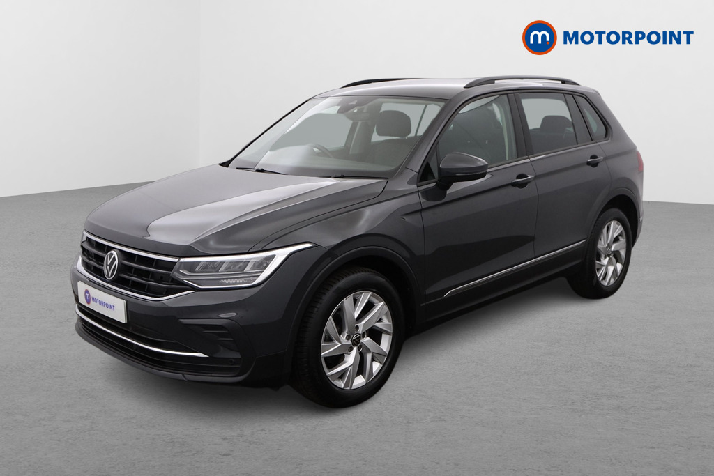 Volkswagen Tiguan Life Manual Petrol SUV - Stock Number (1474145) - Passenger side front corner