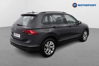 Volkswagen Tiguan Life Manual Petrol SUV - Stock Number (1474145) - Drivers side rear corner