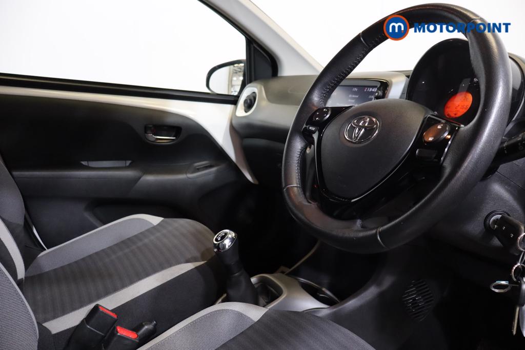 Toyota Aygo X-Trend Manual Petrol Hatchback - Stock Number (1468365) - 1st supplementary image