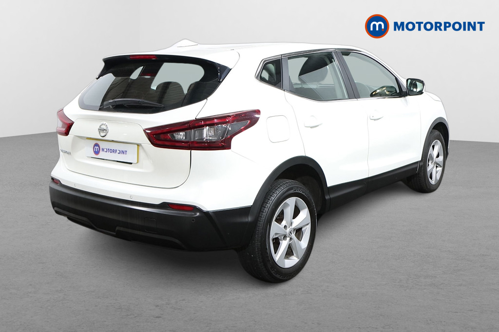 Nissan Qashqai Acenta Premium Automatic Petrol SUV - Stock Number (1469448) - Drivers side rear corner