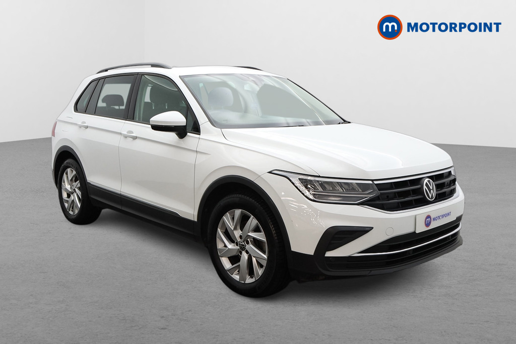 Volkswagen Tiguan Life Manual Petrol SUV - Stock Number (1472735) - Drivers side front corner