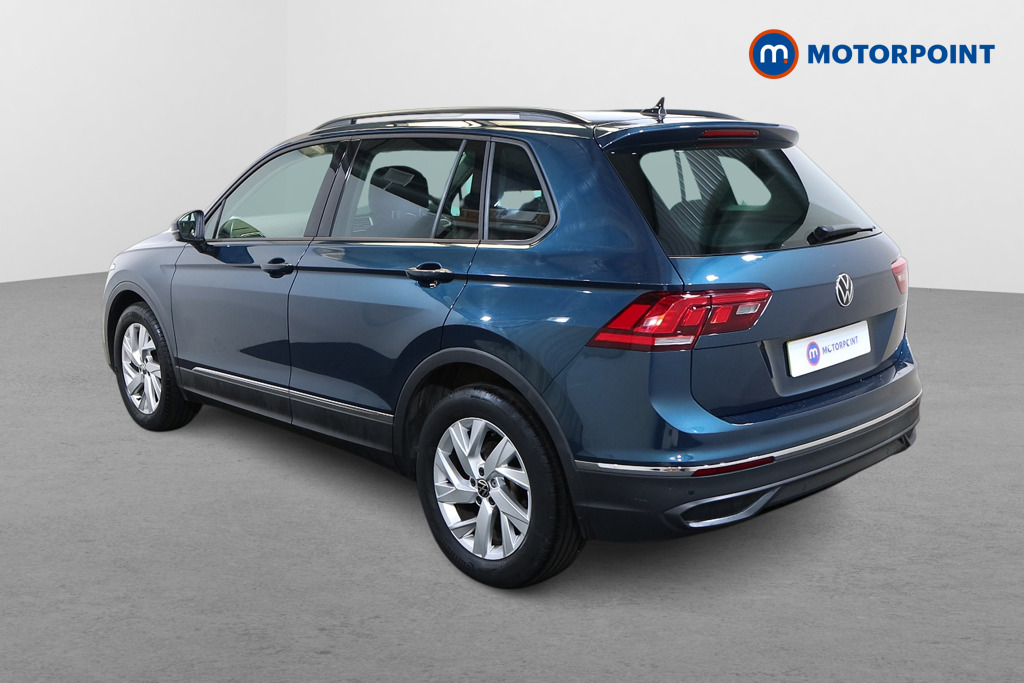 Volkswagen Tiguan Life Manual Petrol SUV - Stock Number (1473567) - Passenger side rear corner