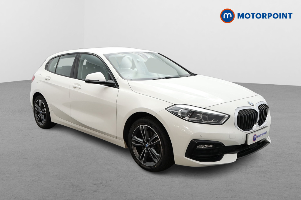 BMW 1 Series Sport Manual Petrol Hatchback - Stock Number (1476508) - Drivers side front corner