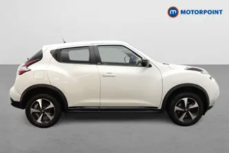 Nissan Juke Bose Personal Edition Manual Diesel SUV - Stock Number (1465811) - Drivers side