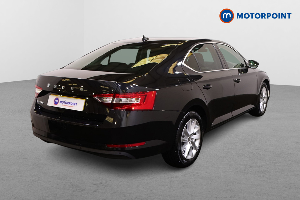 Skoda Superb Se Technology Automatic Diesel Hatchback - Stock Number (1473157) - Drivers side rear corner