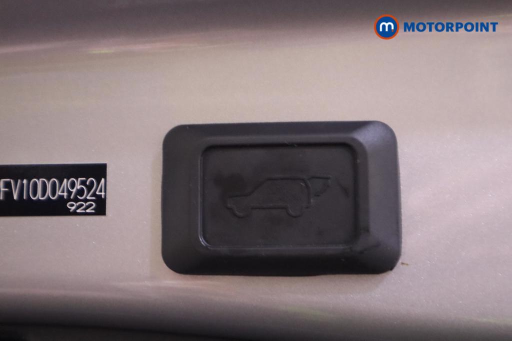 Toyota Rav4 Dynamic Automatic Petrol Plug-In Hybrid SUV - Stock Number (1476926) - 28th supplementary image