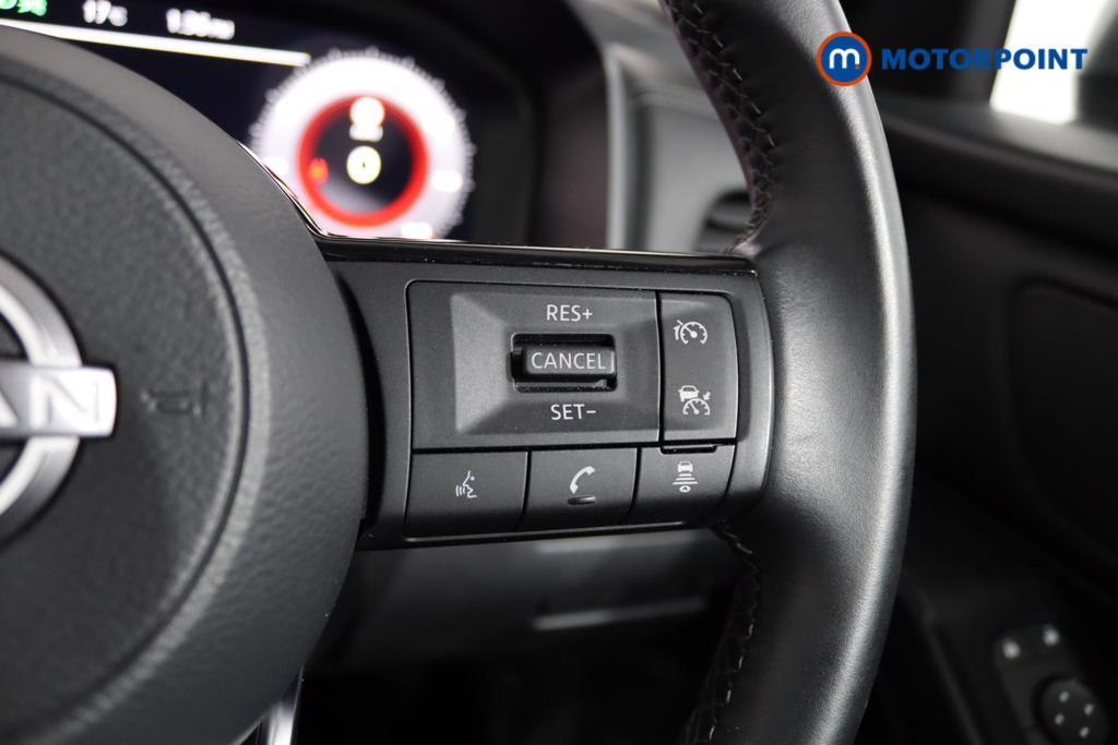 Nissan Qashqai N-Connecta Manual Petrol SUV - Stock Number (1469989) - 8th supplementary image