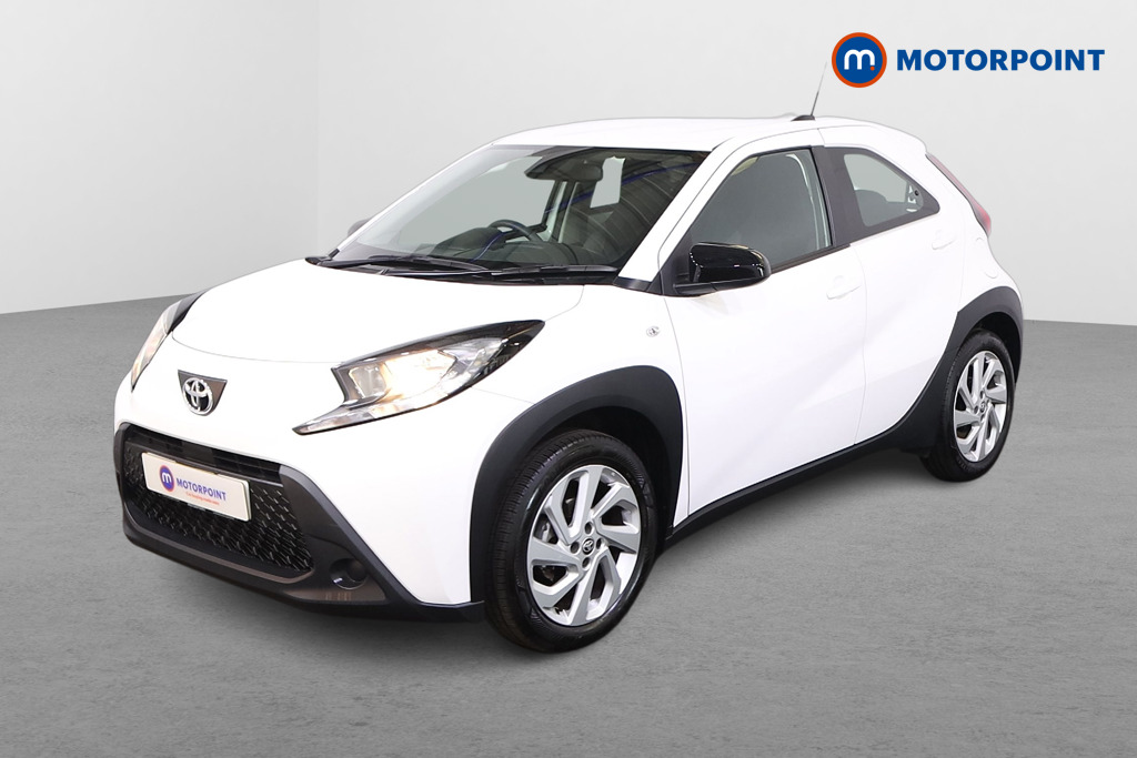 Toyota Aygo X Pure Manual Petrol Hatchback - Stock Number (1475338) - Passenger side front corner