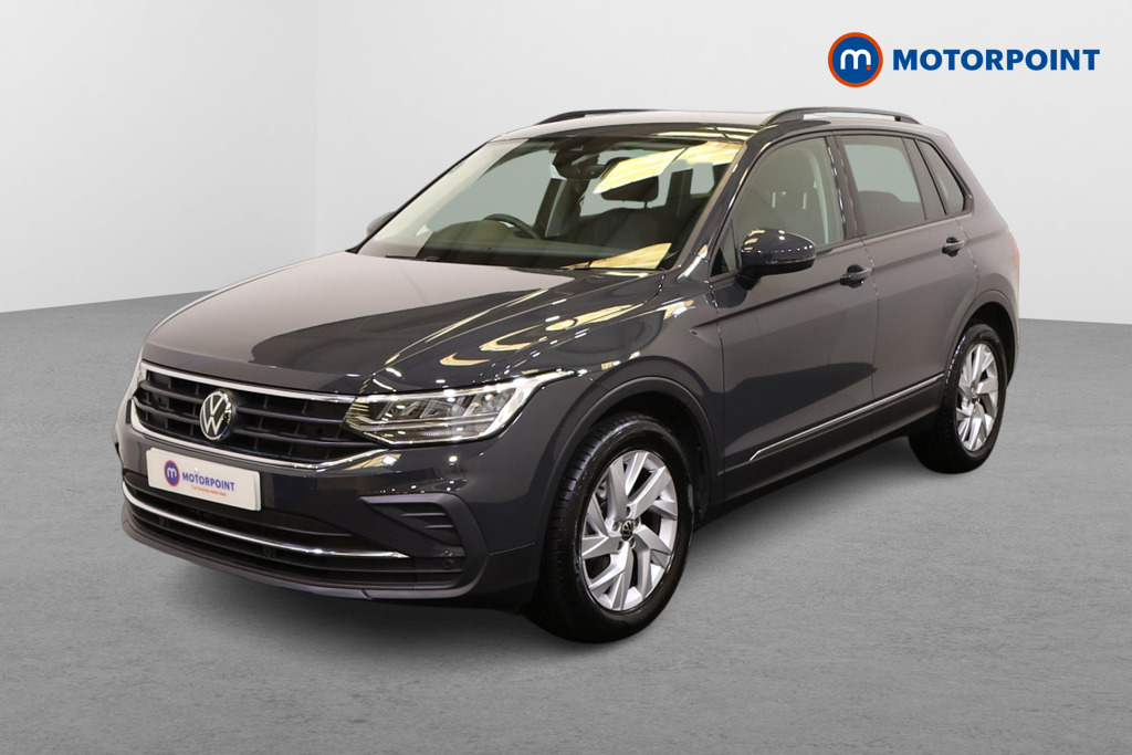 Volkswagen Tiguan Life Automatic Petrol SUV - Stock Number (1475237) - Passenger side front corner