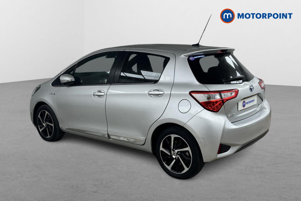 Toyota Yaris Excel Automatic Petrol-Electric Hybrid Hatchback - Stock Number (1477359) - Passenger side rear corner