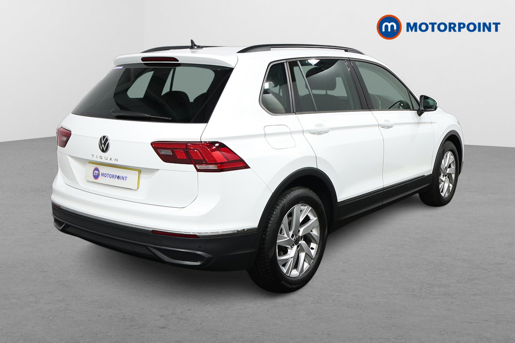 Volkswagen Tiguan Life Manual Petrol SUV - Stock Number (1479978) - Drivers side rear corner