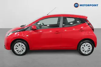 Toyota Aygo X-Play Manual Petrol Hatchback - Stock Number (1478564) - Passenger side