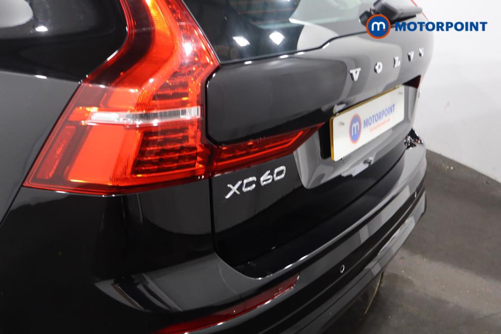 Volvo Xc60 Core Automatic Petrol SUV - Stock Number (1478342) - 28th supplementary image