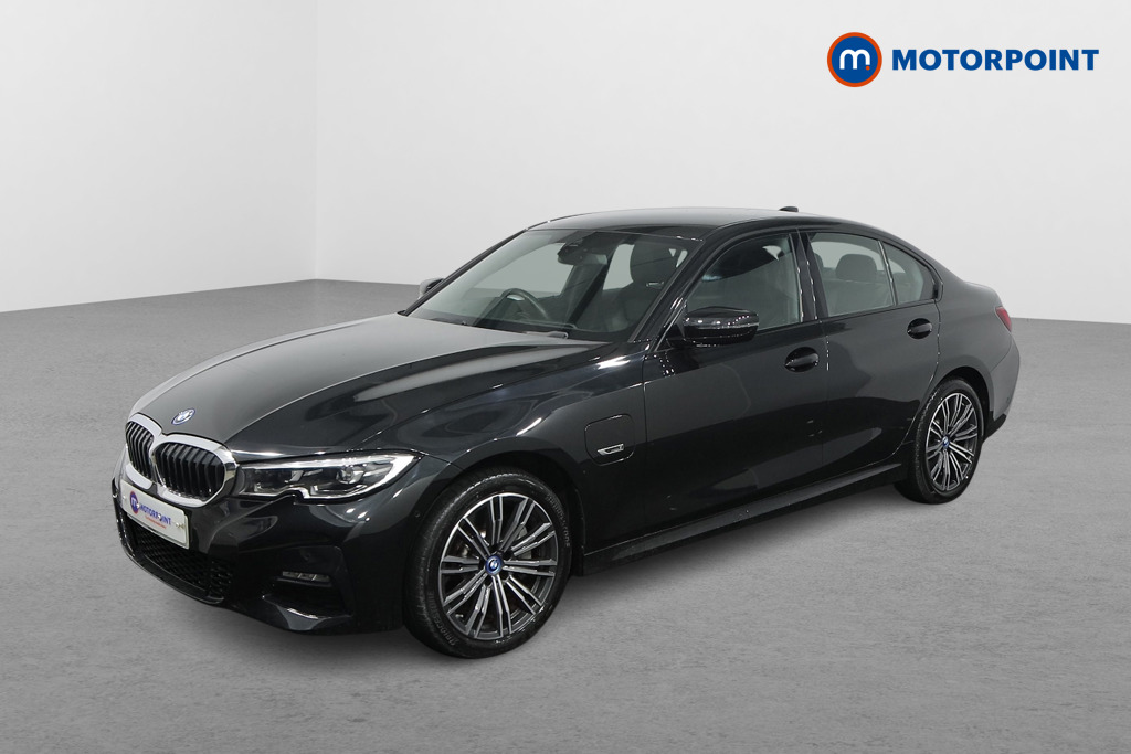 BMW 3 Series M Sport Automatic Petrol Plug-In Hybrid Saloon - Stock Number (1479389) - Passenger side front corner