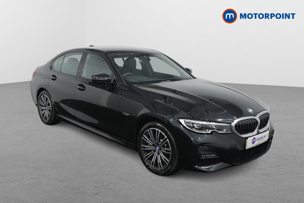 BMW 3 Series M Sport Automatic Petrol Plug-In Hybrid Saloon - Stock Number (1479389) - Drivers side front corner