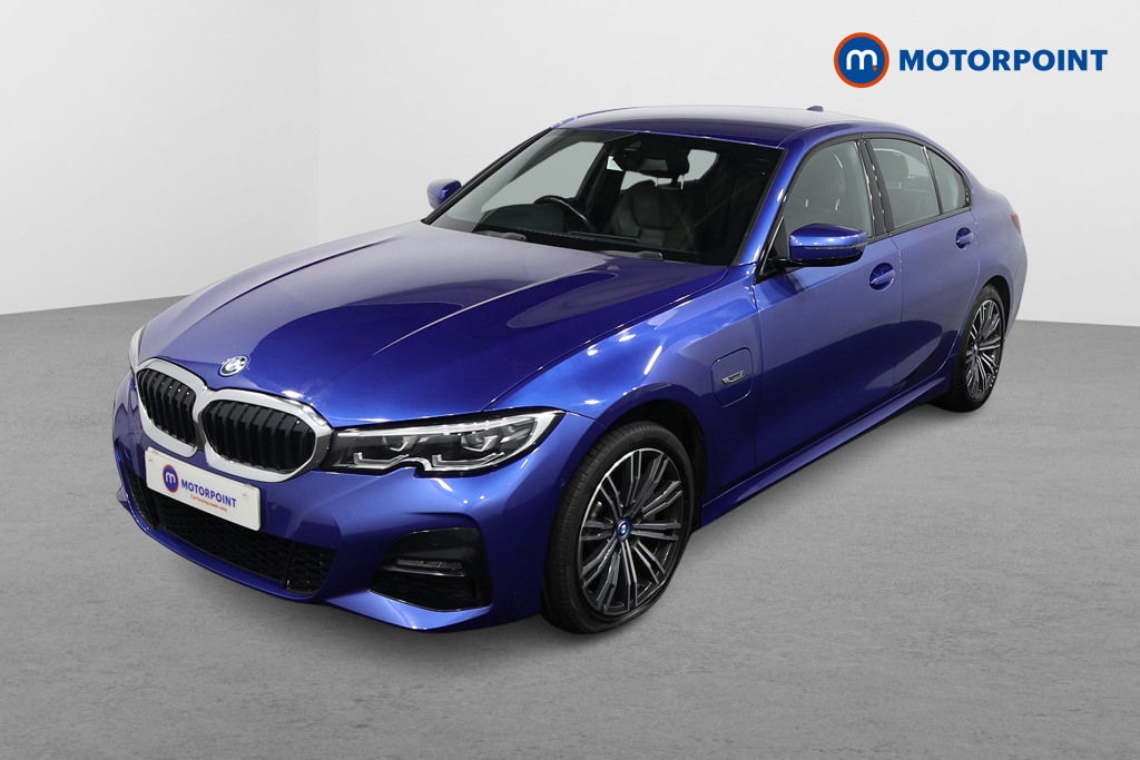 BMW 3 Series M Sport Automatic Petrol Plug-In Hybrid Saloon - Stock Number (1480272) - Passenger side front corner